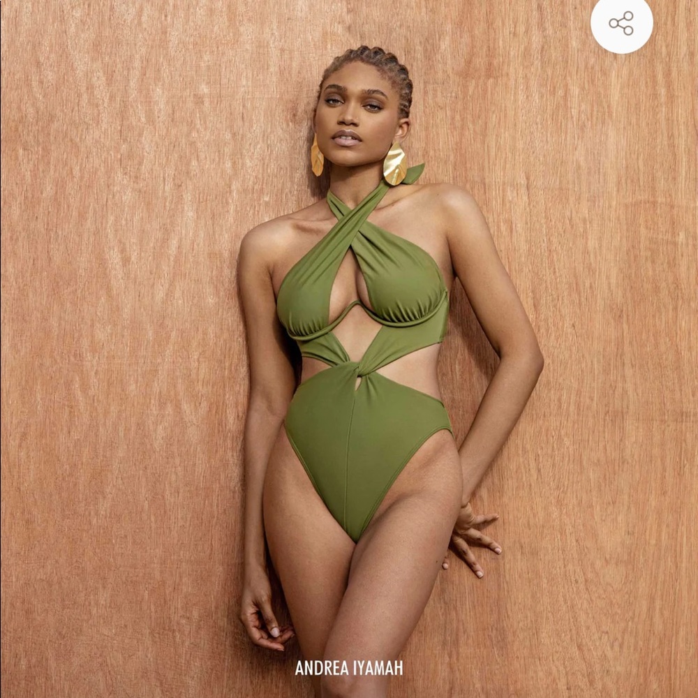 Never worn before Andrea Iyamah One piece